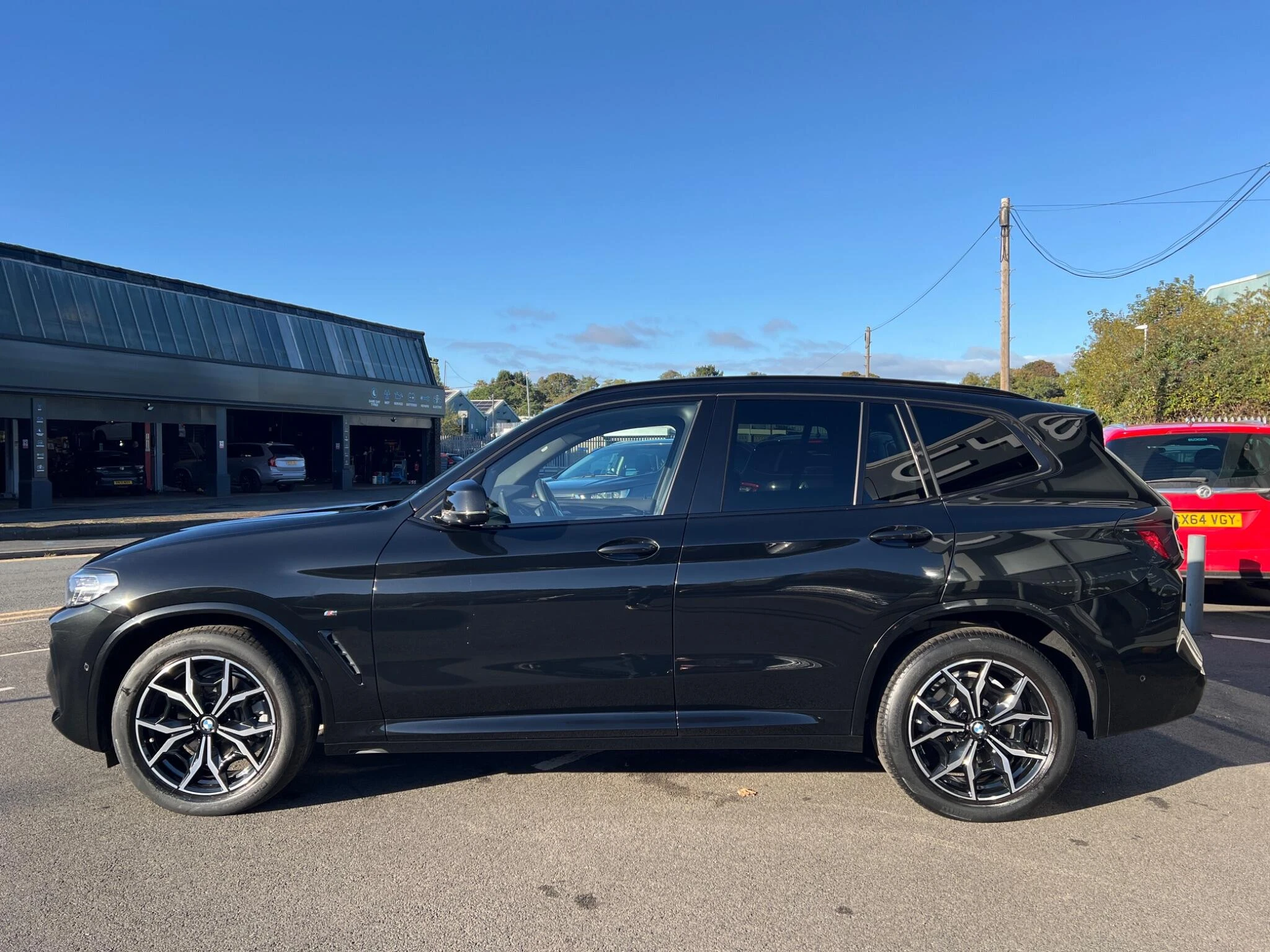 Vehicle image 9