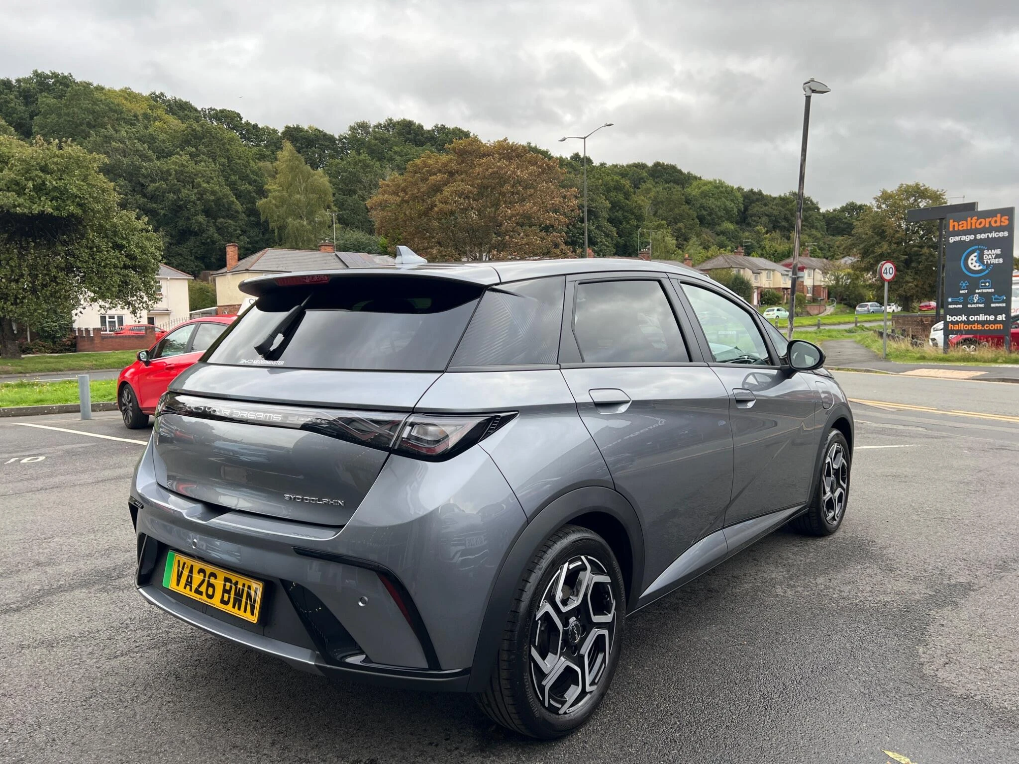 Vehicle image 11