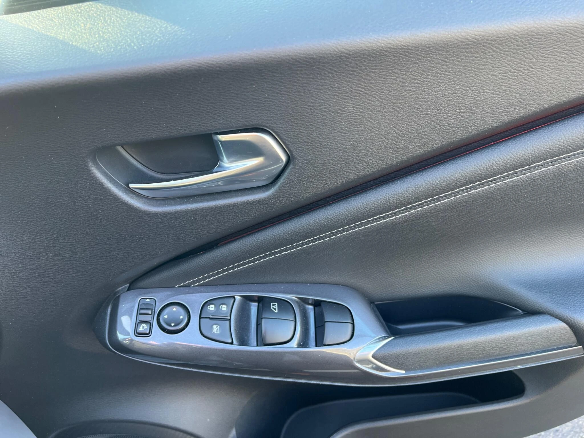 Vehicle image 50