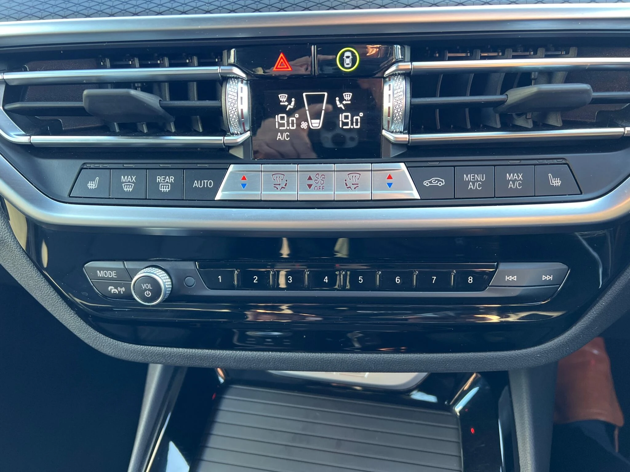 Vehicle image 40