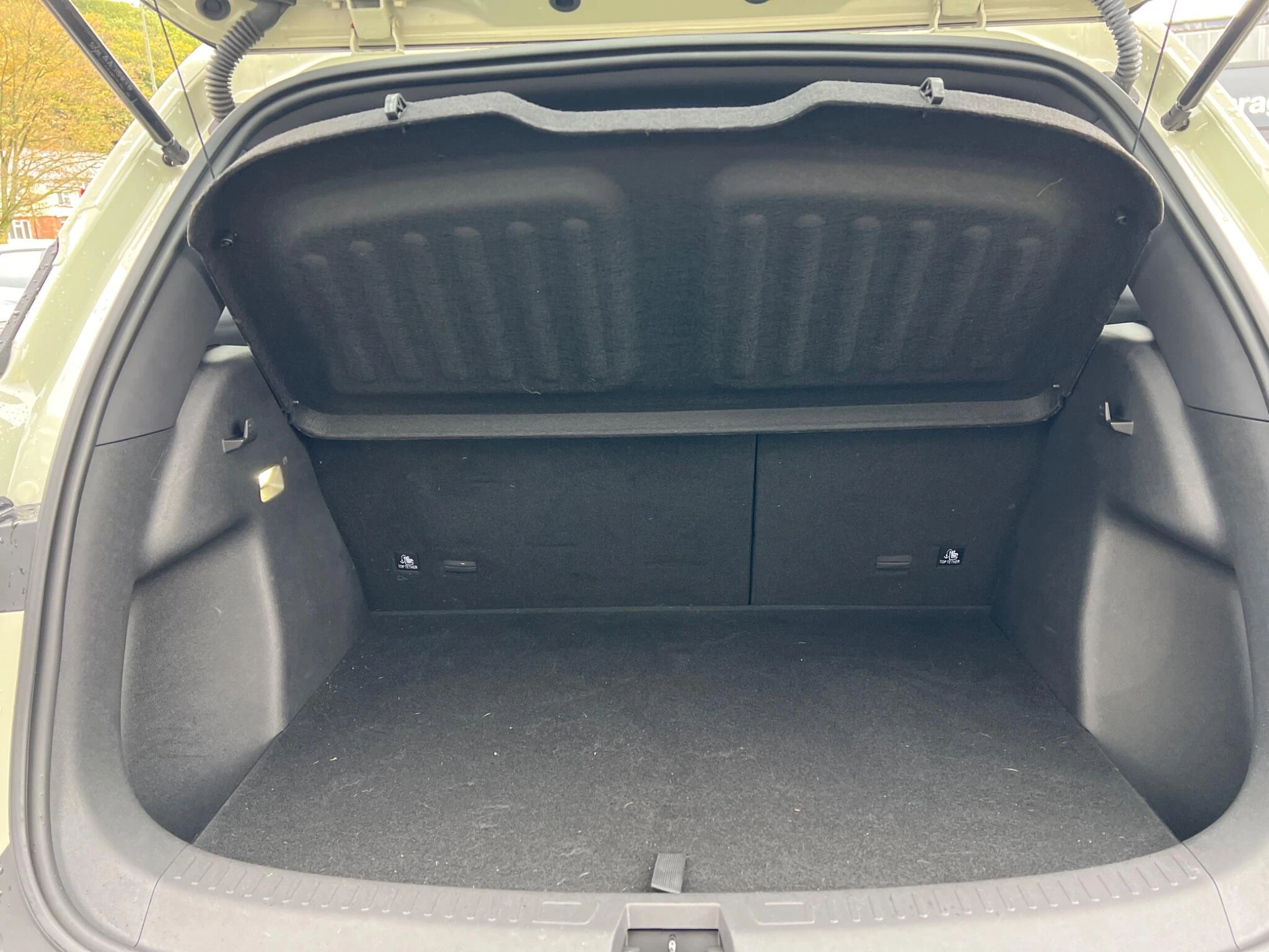 Vehicle image 40