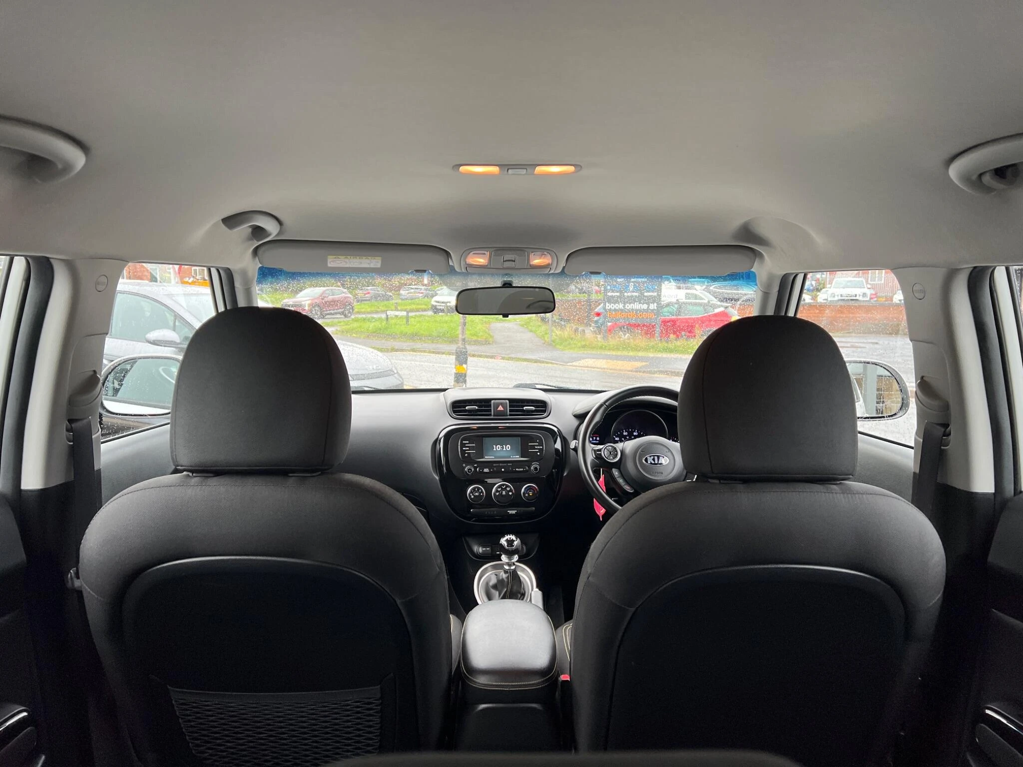 Vehicle image 33