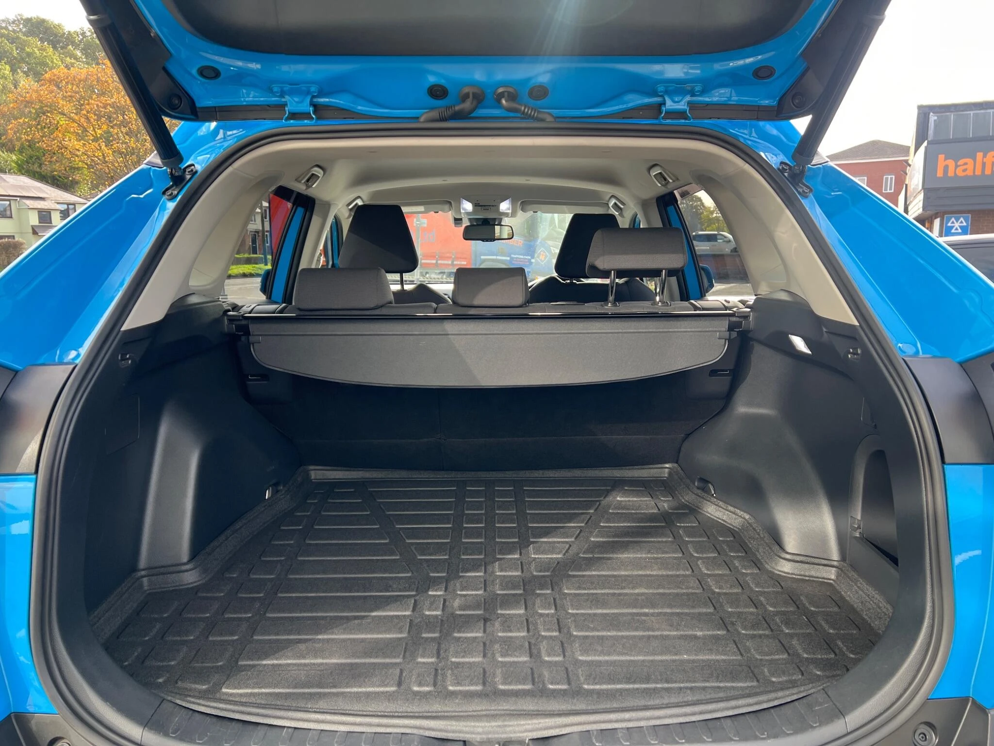 Vehicle image 40