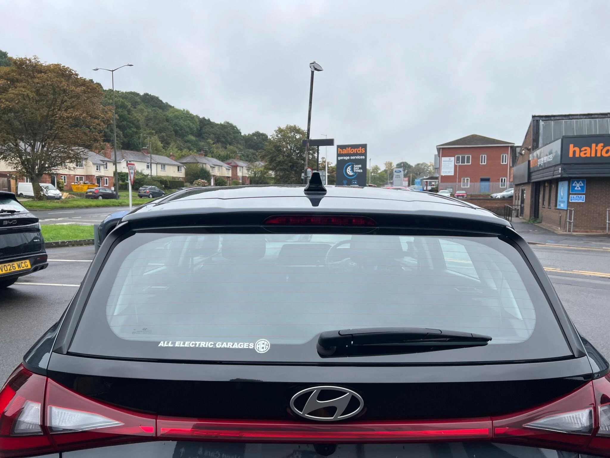 Vehicle image 11