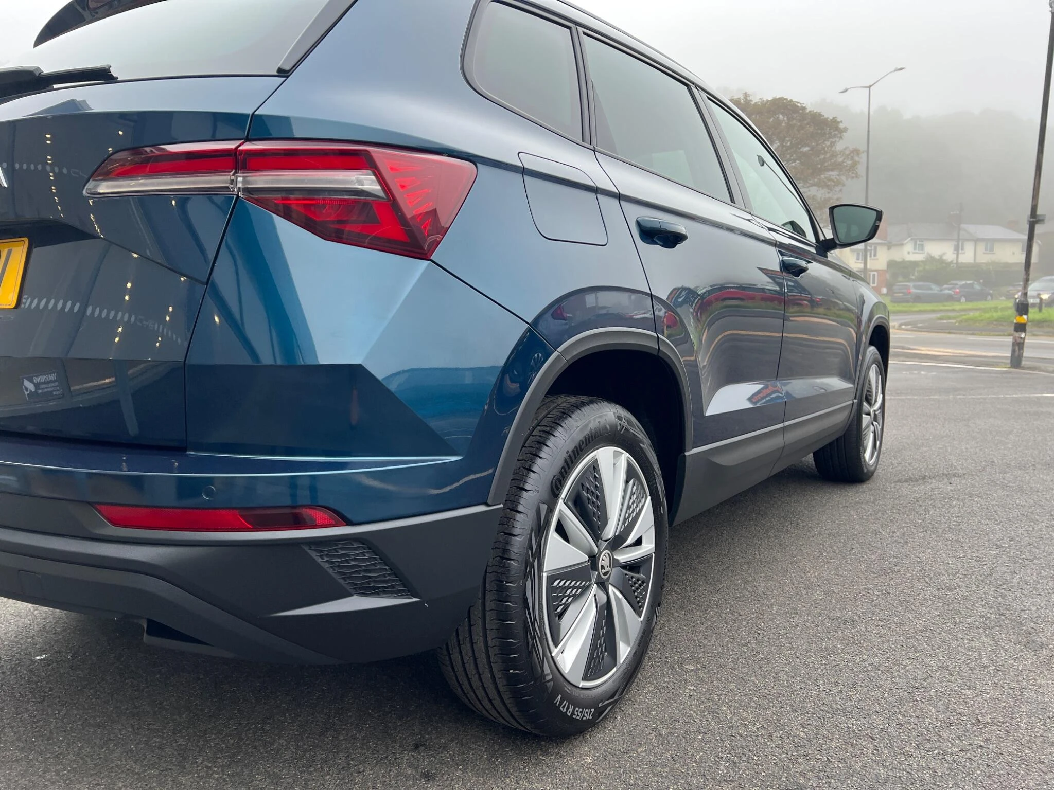 Vehicle image 14