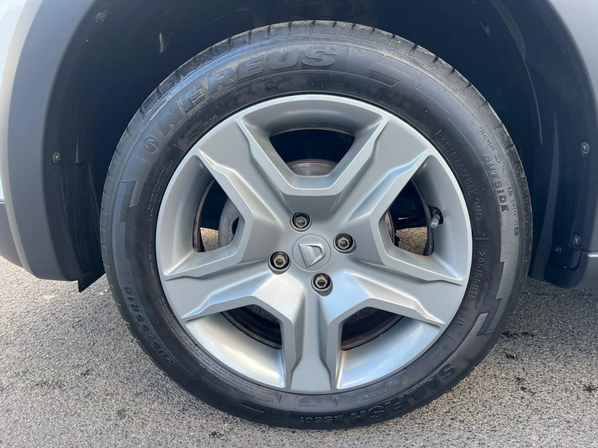 Vehicle image 40