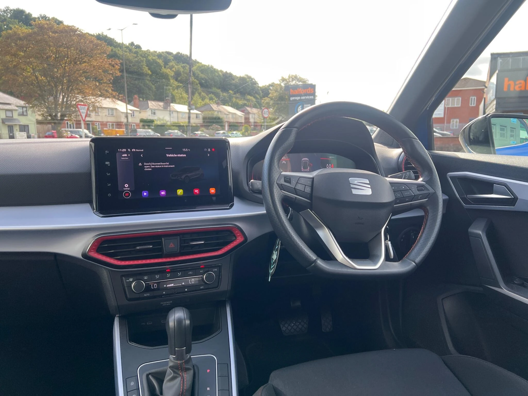 Vehicle image 17