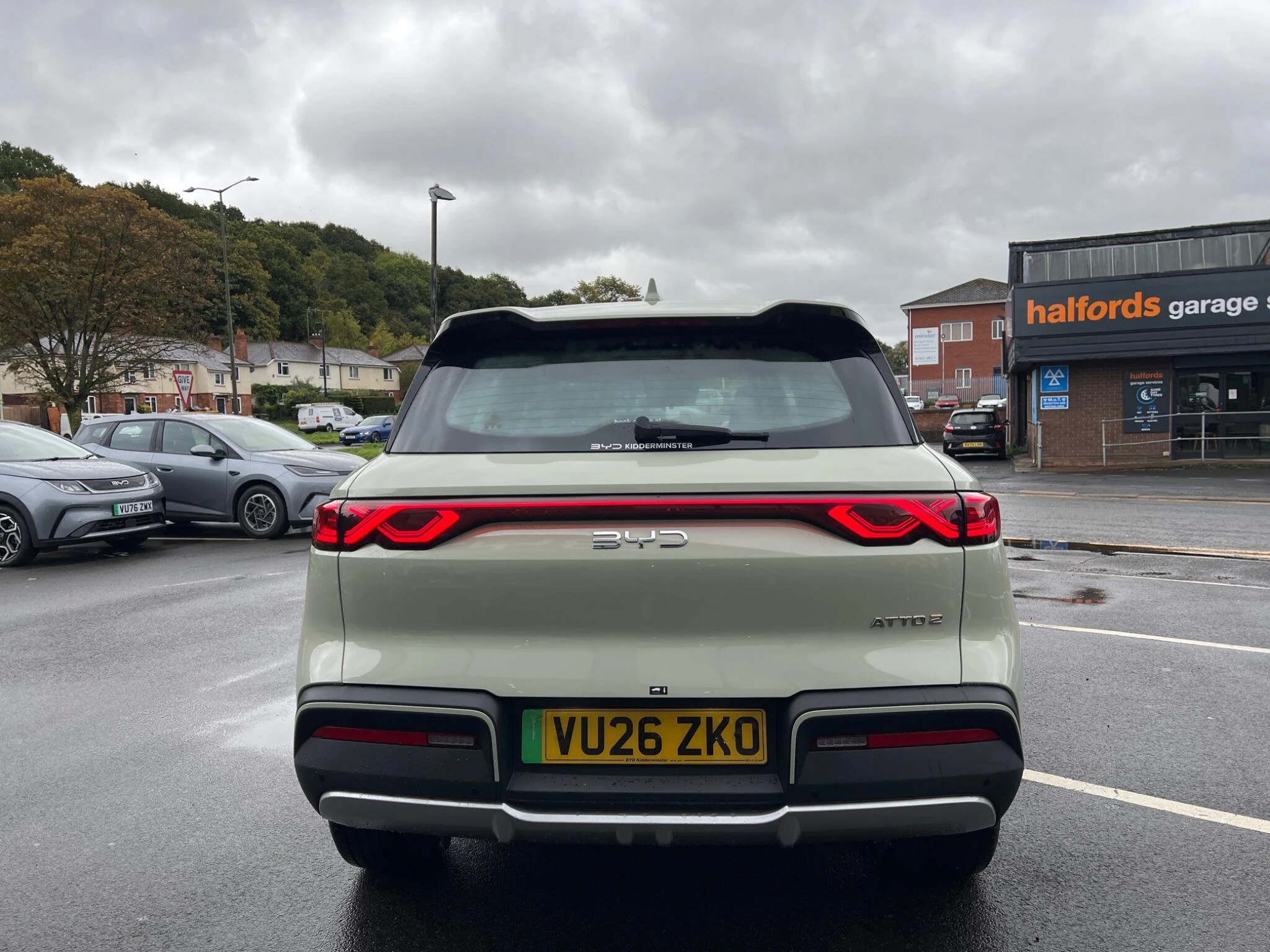 Vehicle image 9