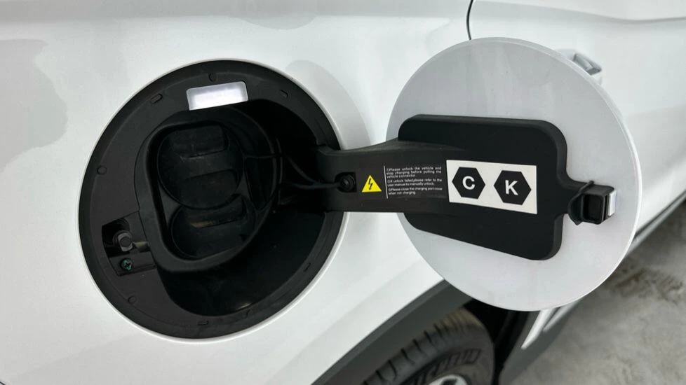 Vehicle image 20