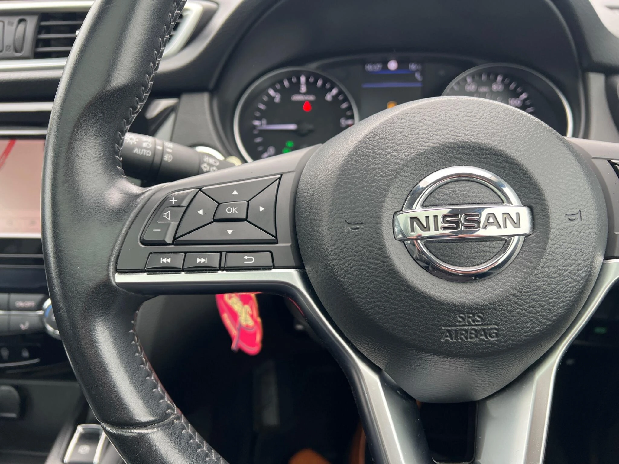 Vehicle image 51