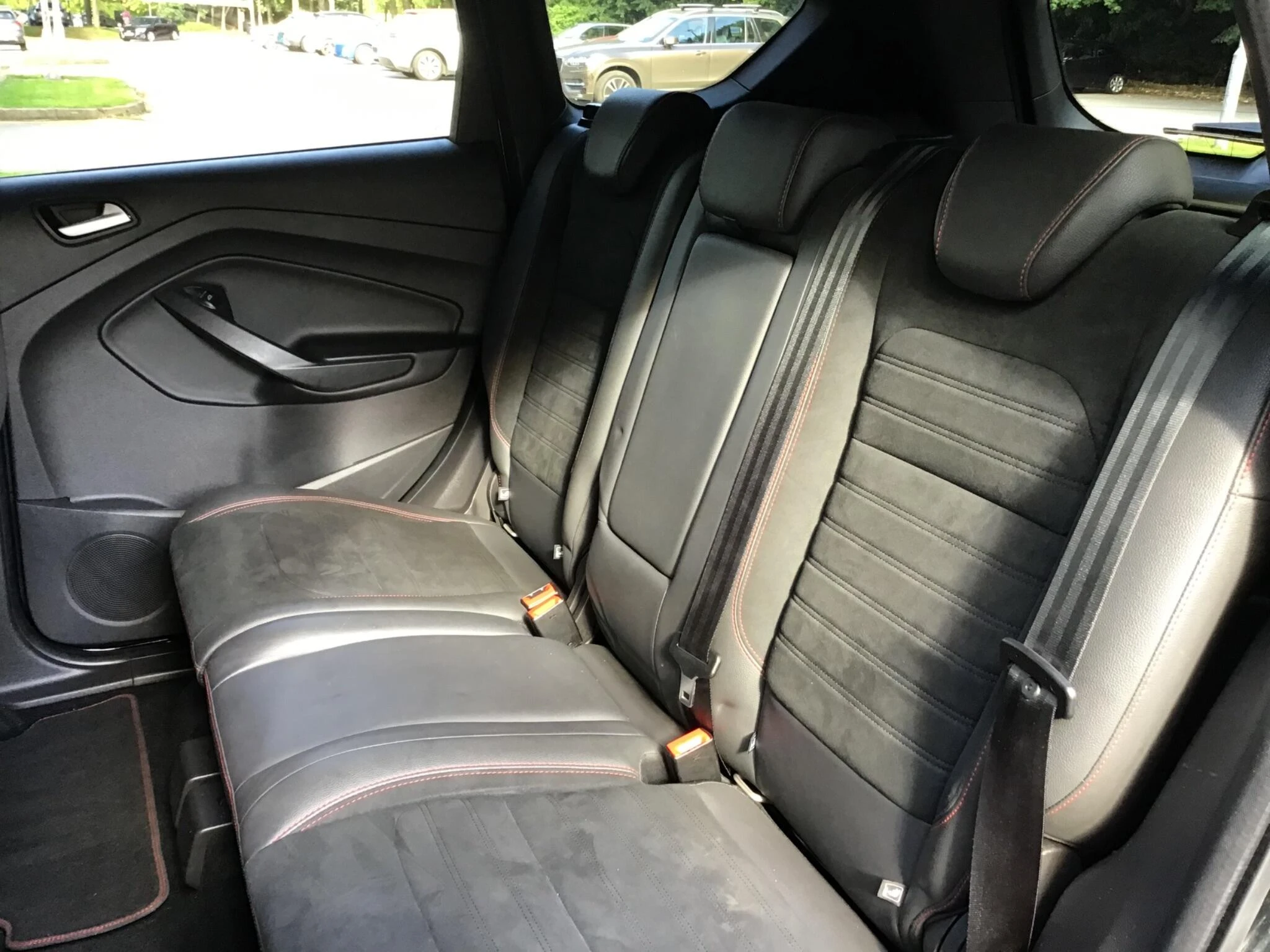 Vehicle image 21