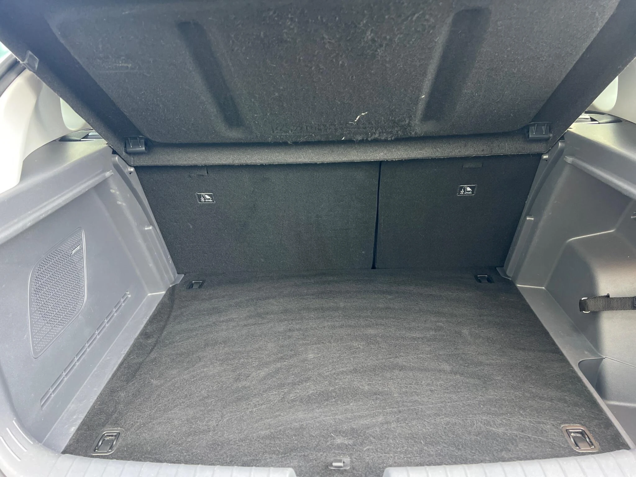 Vehicle image 51