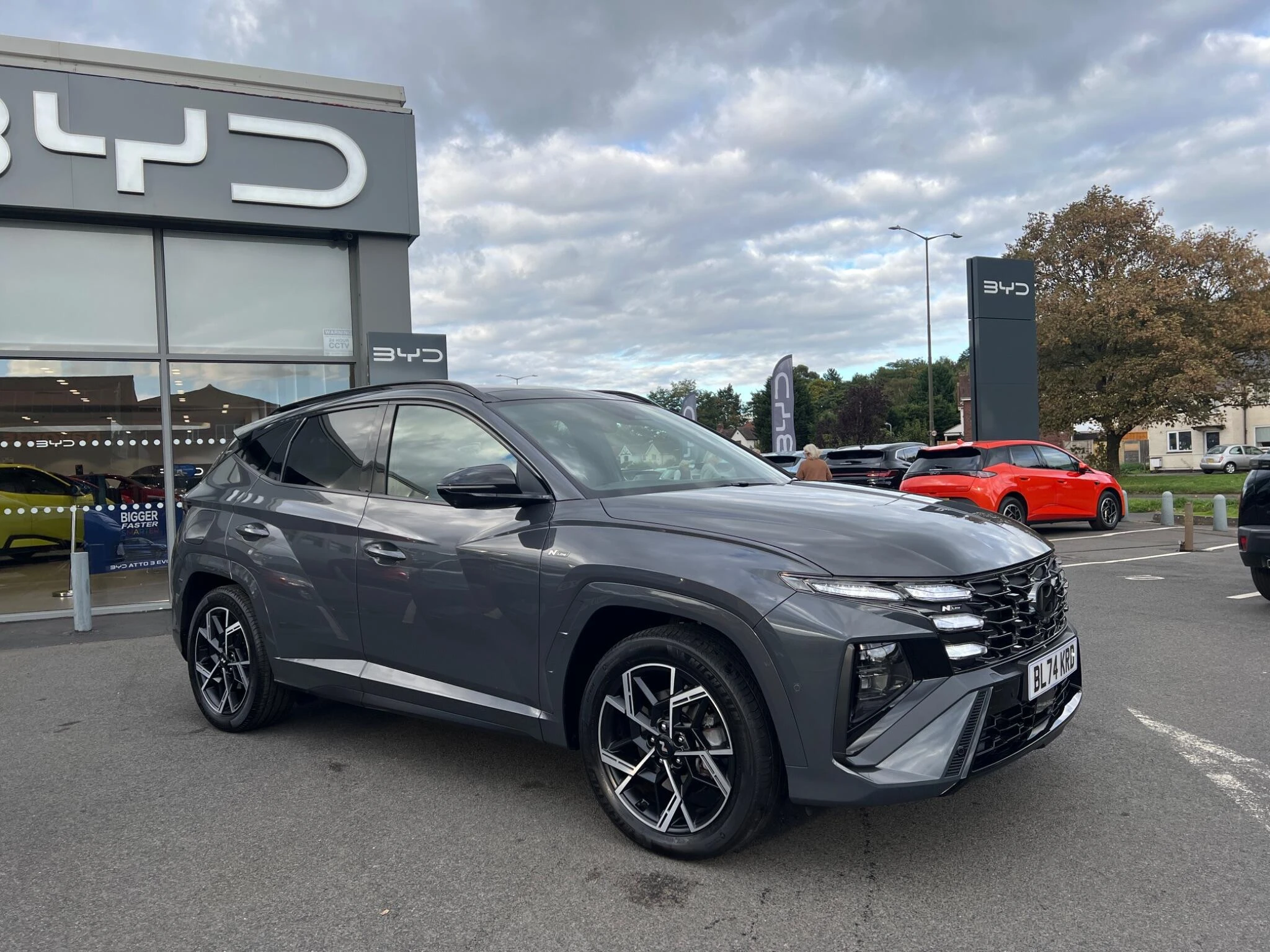 Vehicle image 4