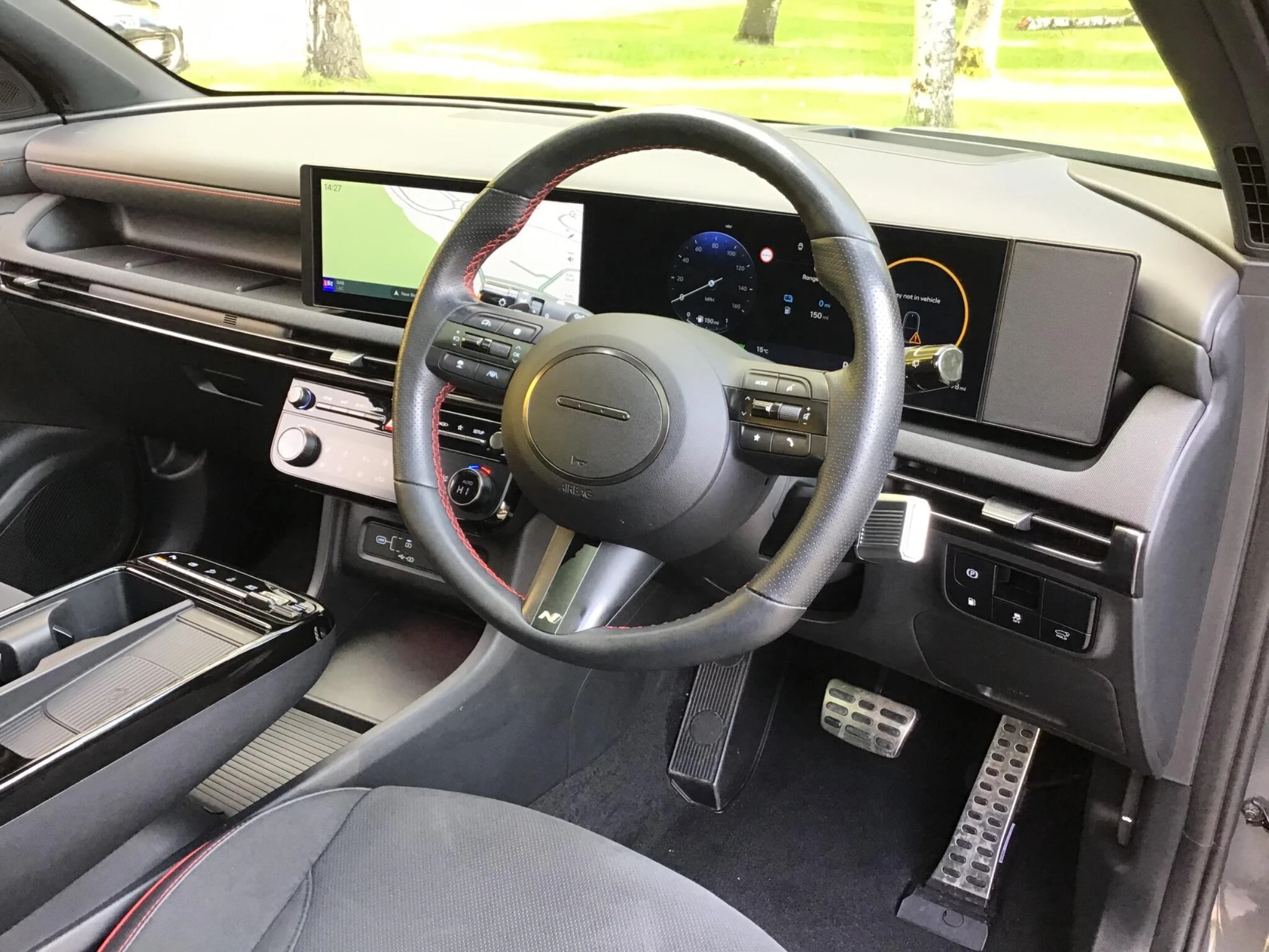 Vehicle image 33