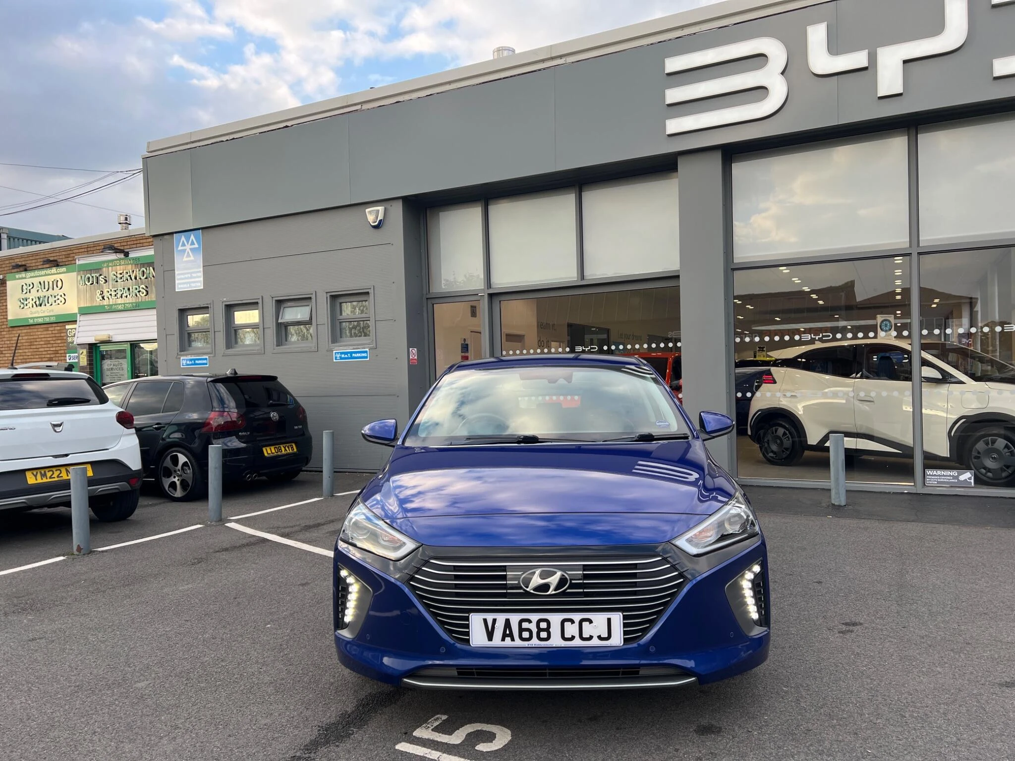 Vehicle image 2