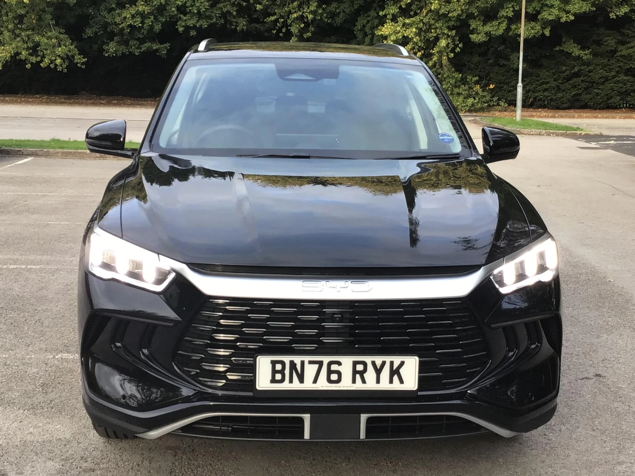 Vehicle image 10