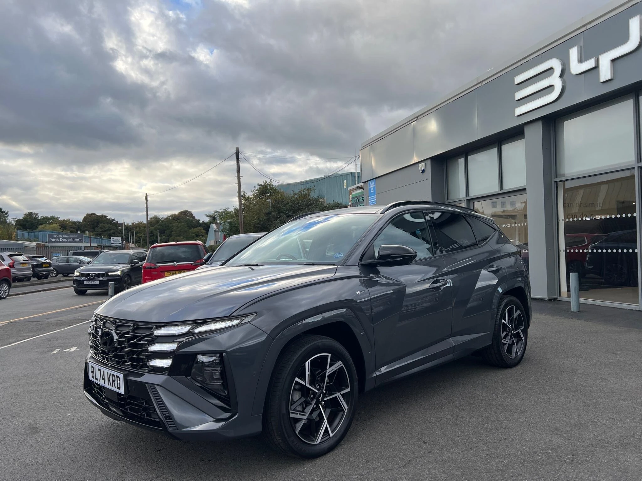 Vehicle image 3