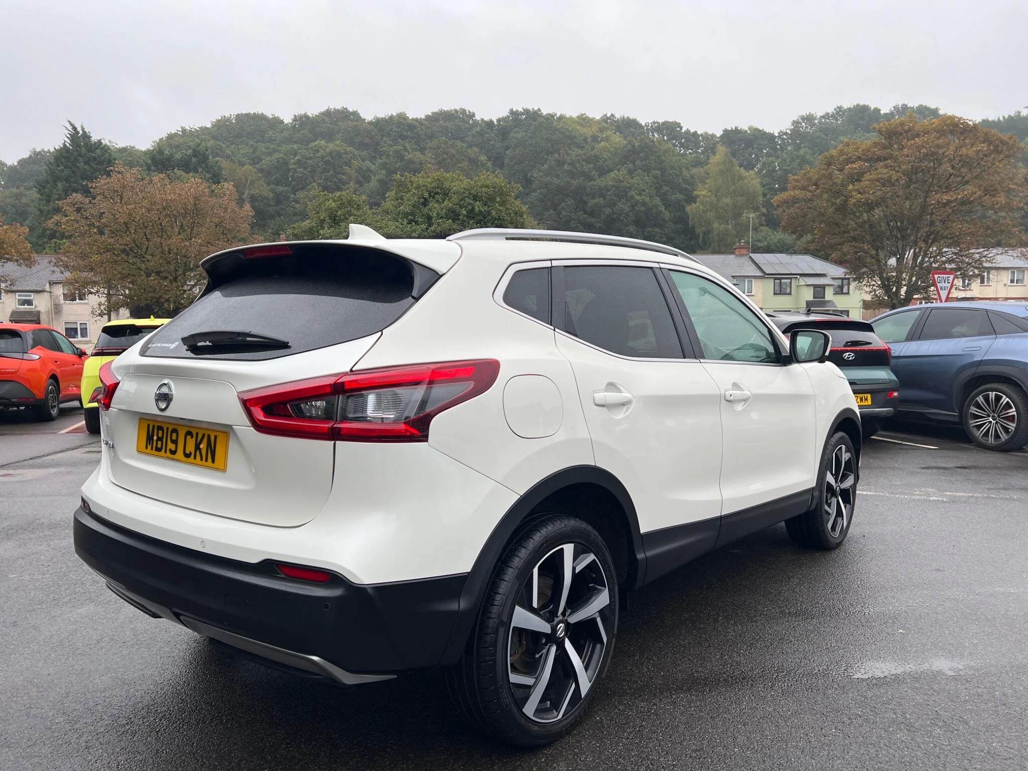 Vehicle image 17