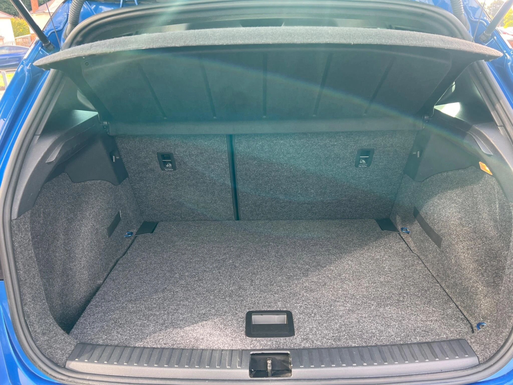 Vehicle image 45