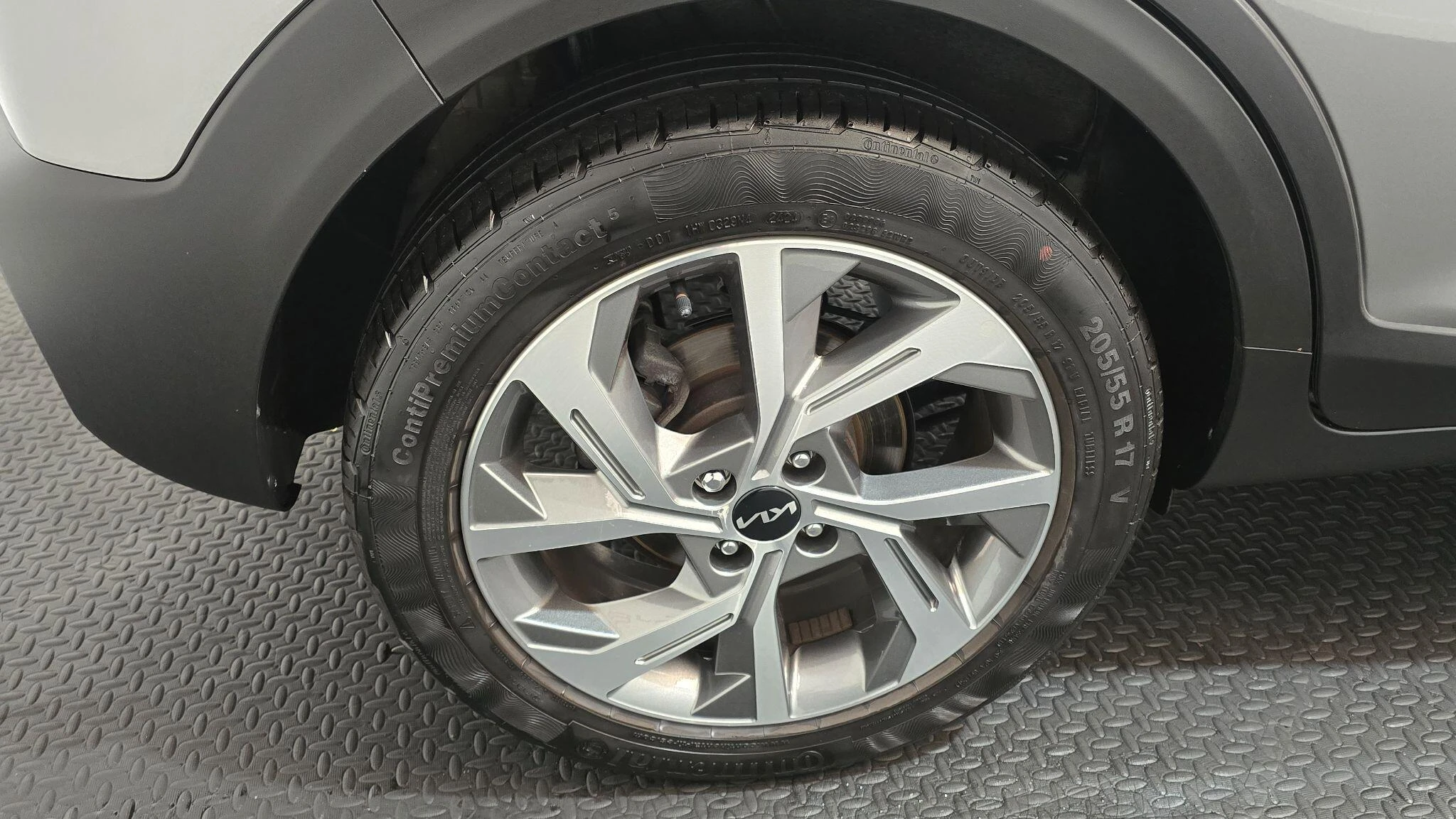 Vehicle image 31