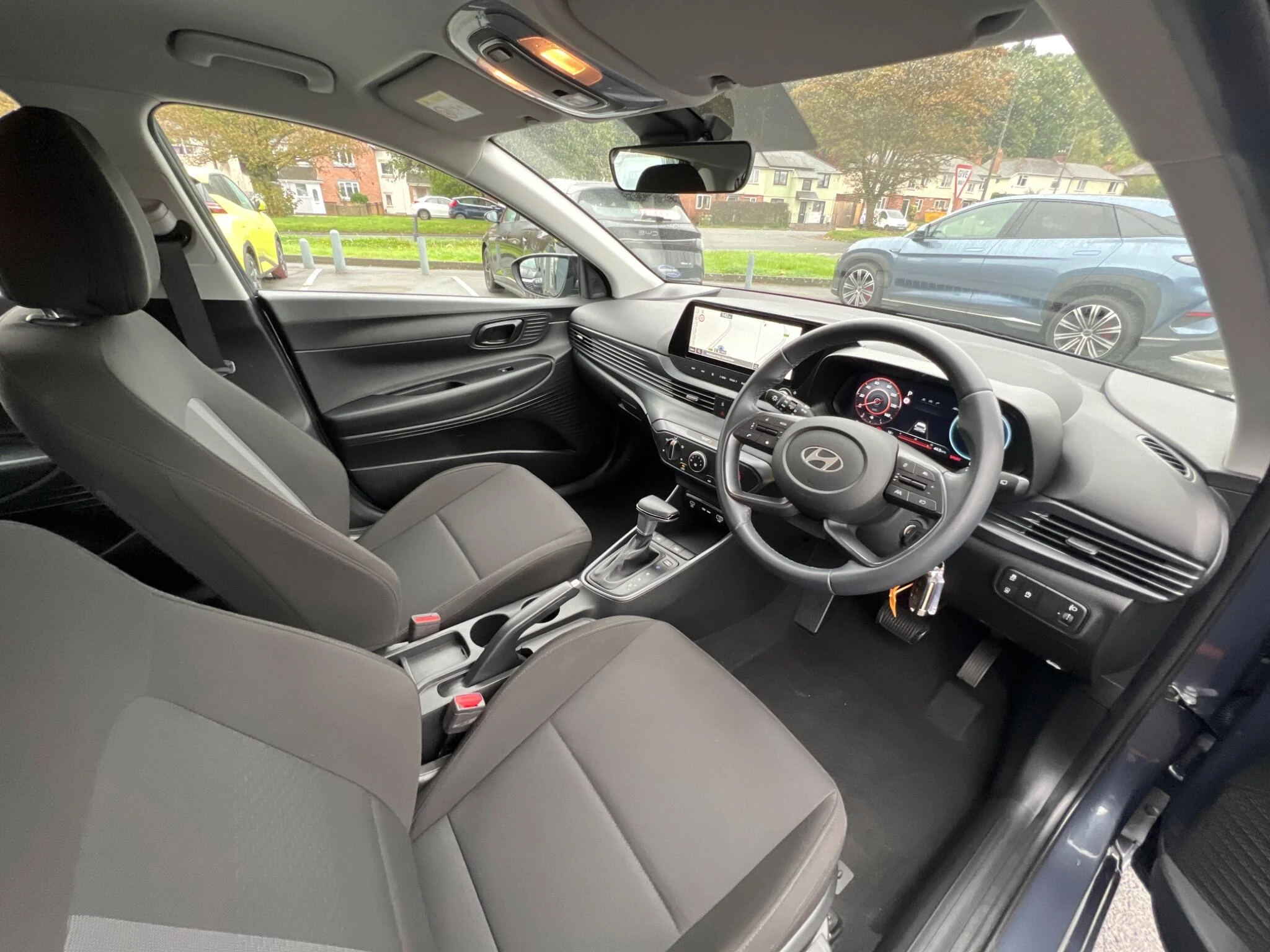 Vehicle image 22