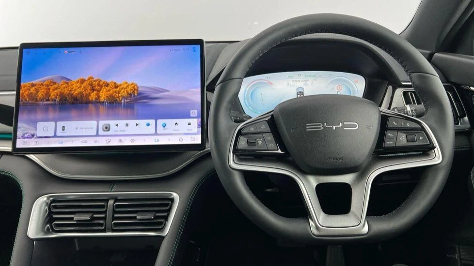 Vehicle thumbnail 6