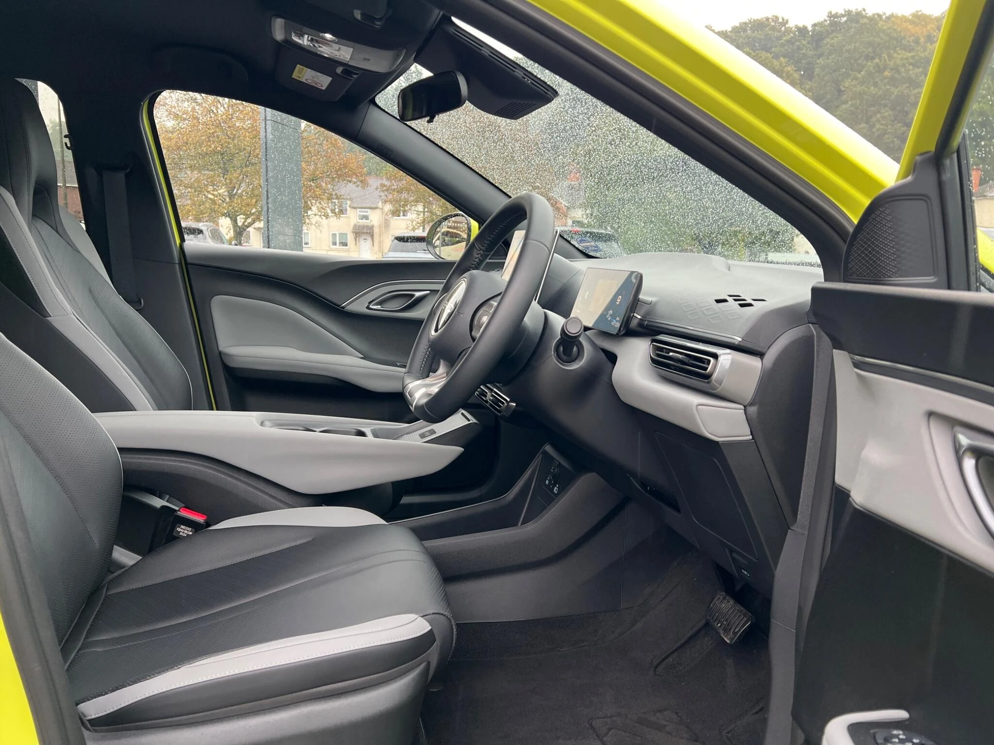 Vehicle image 20
