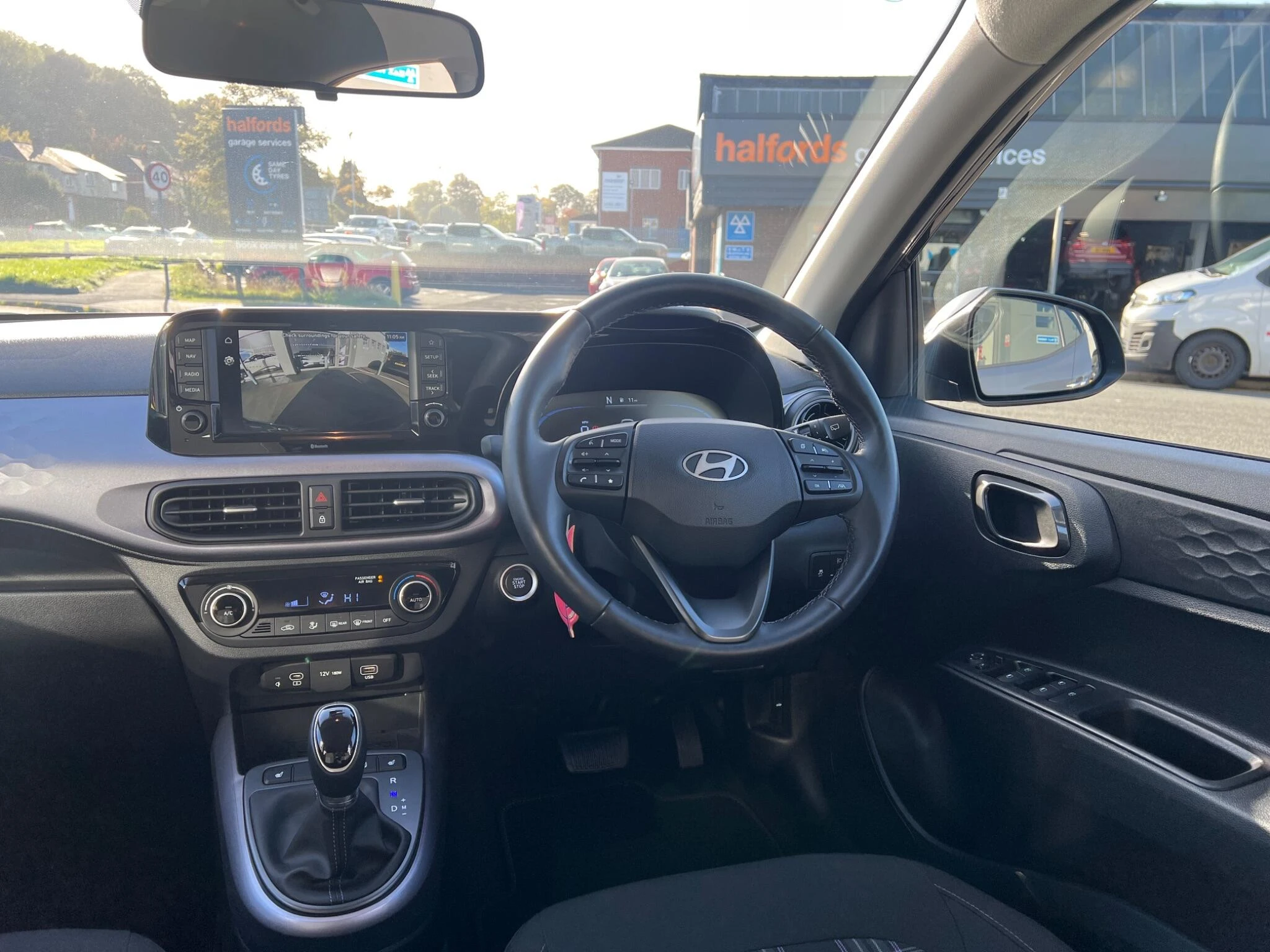 Vehicle image 21