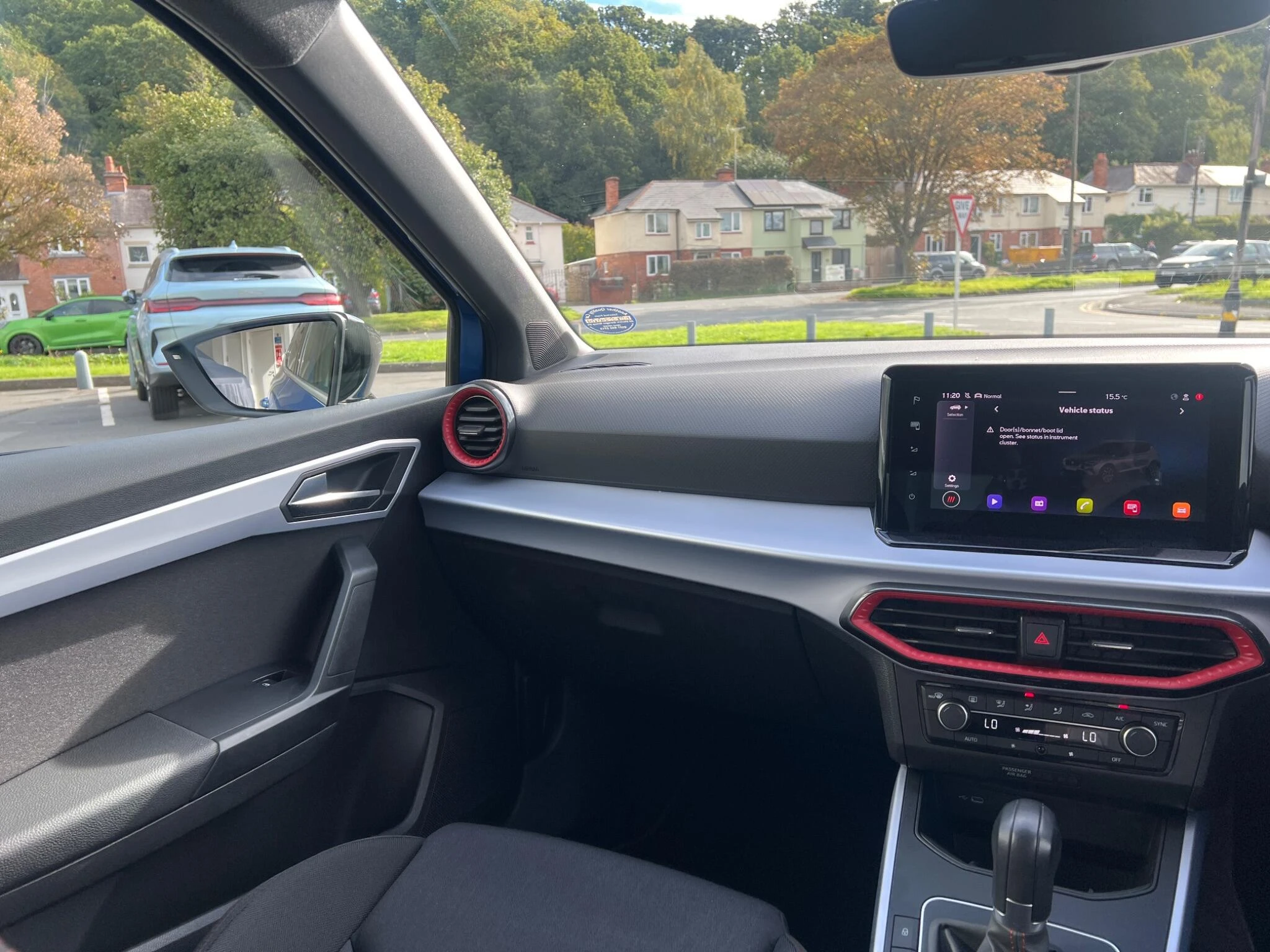 Vehicle image 18