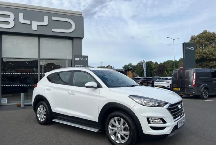 Hyundai TUCSON Listing Image