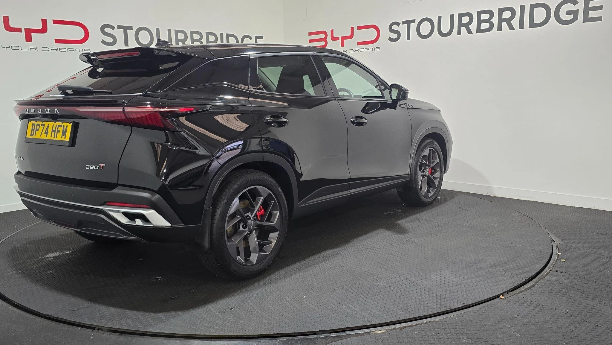 Vehicle image 18