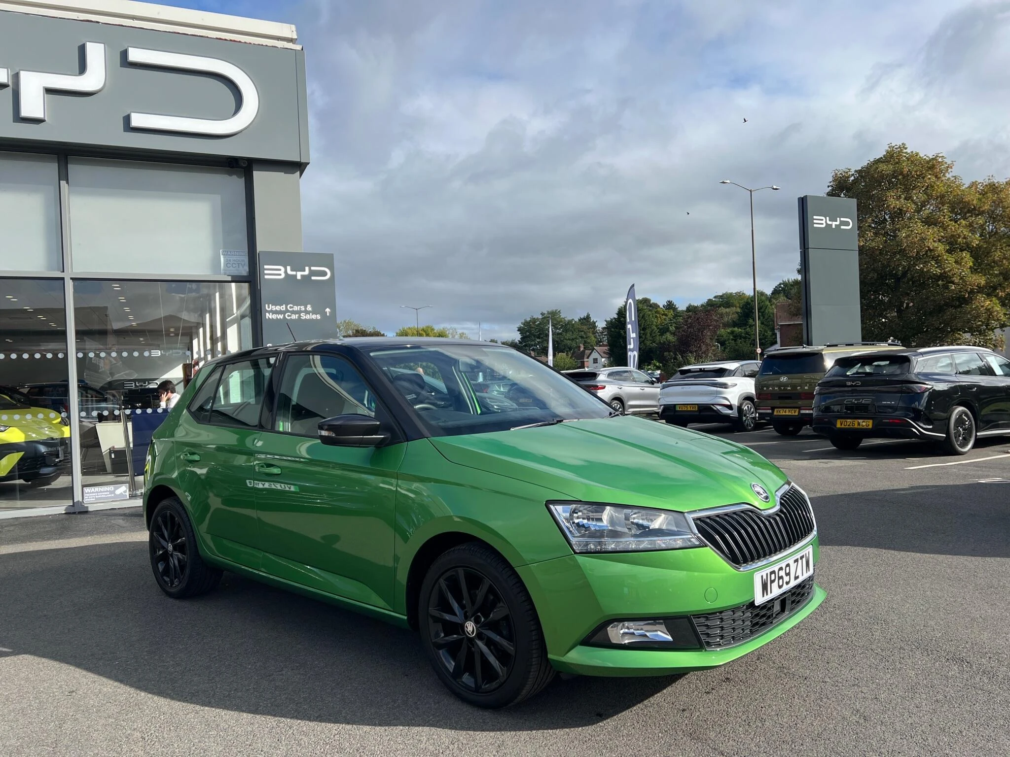 Vehicle image 1