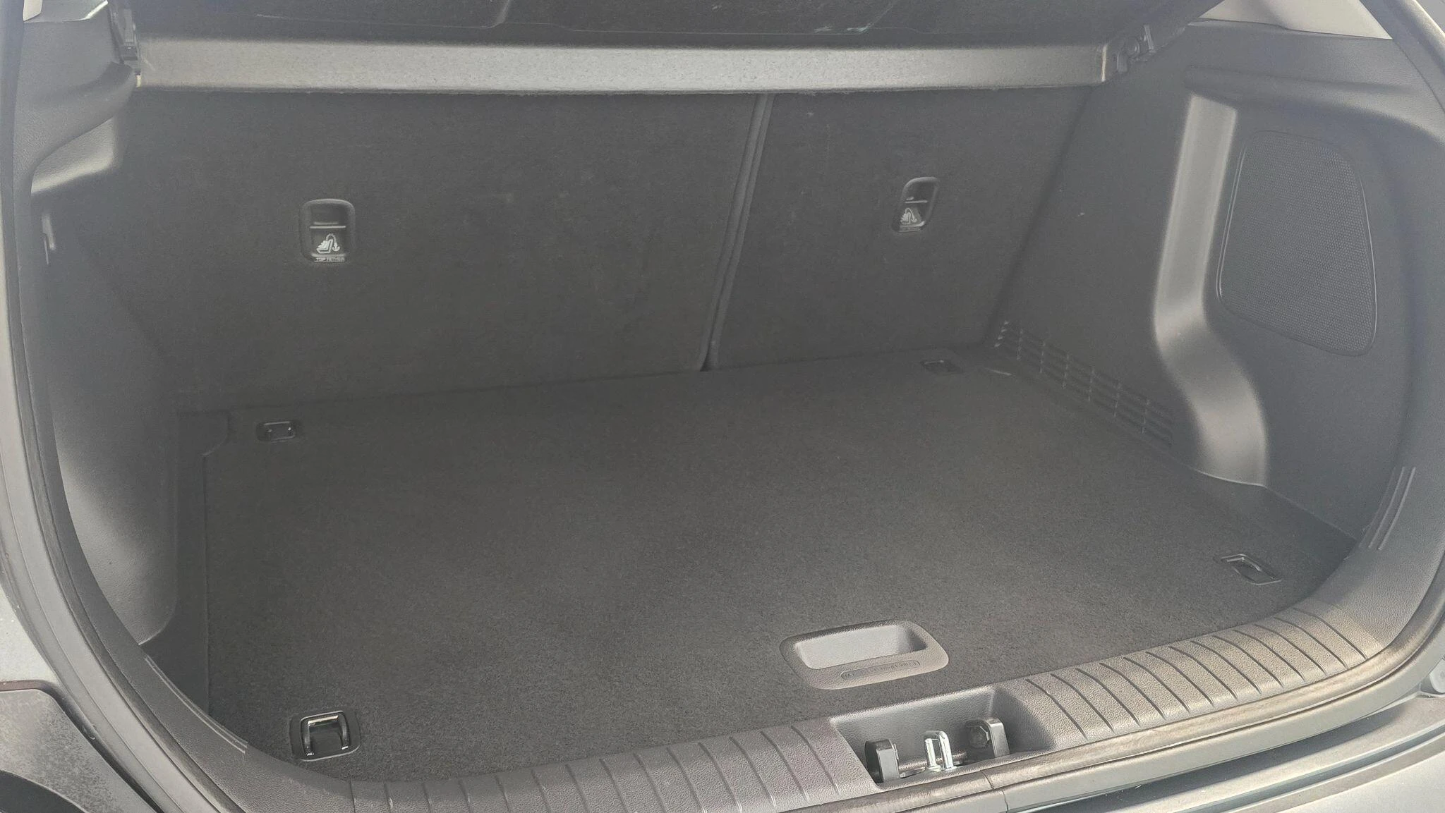 Vehicle image 39