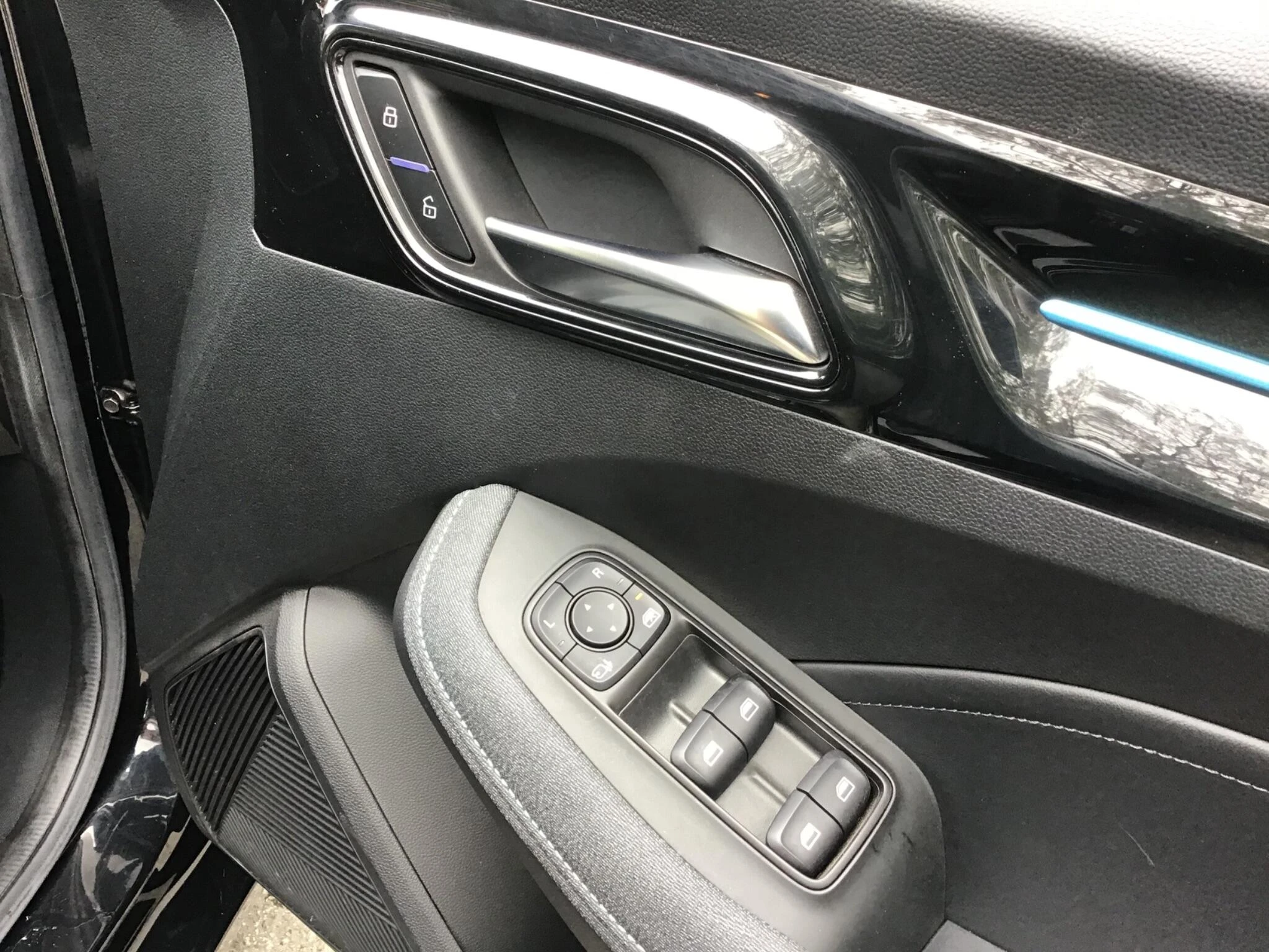 Vehicle image 41