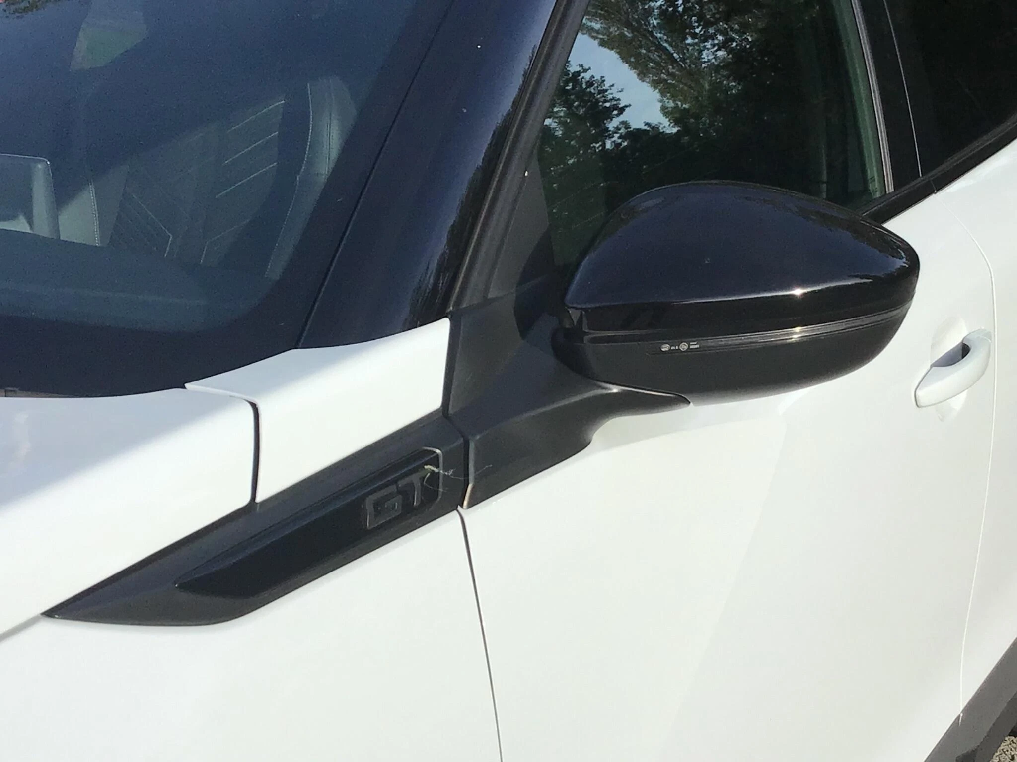 Vehicle thumbnail 4