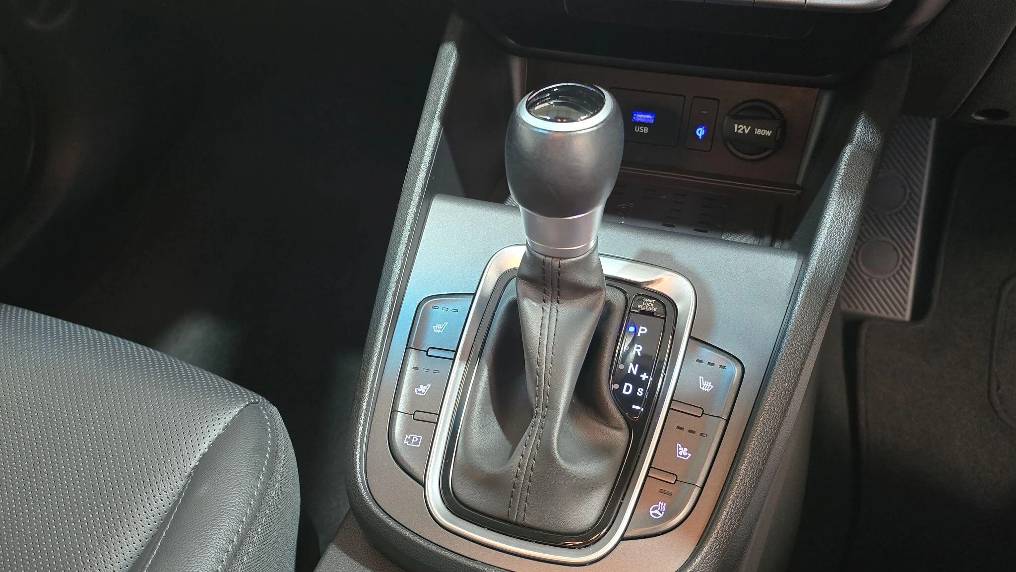 Vehicle image 20
