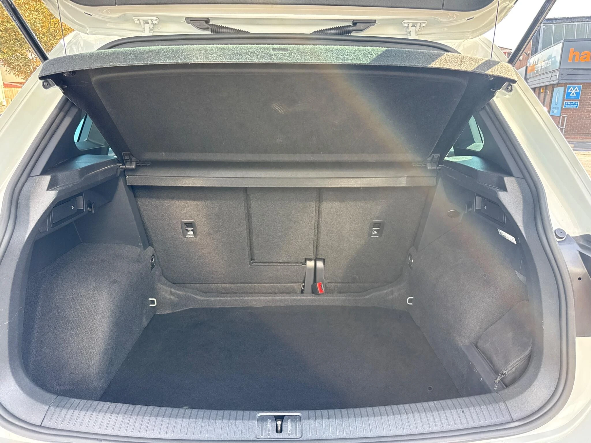 Vehicle image 41