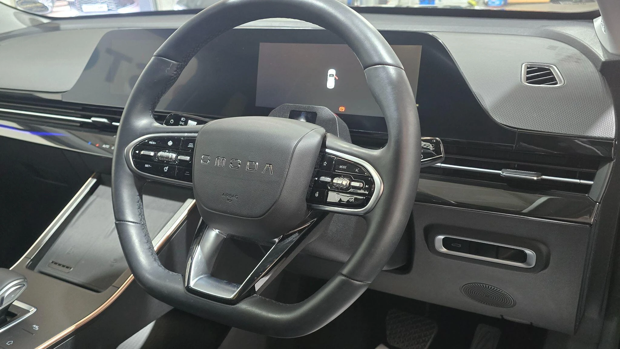 Vehicle image 38