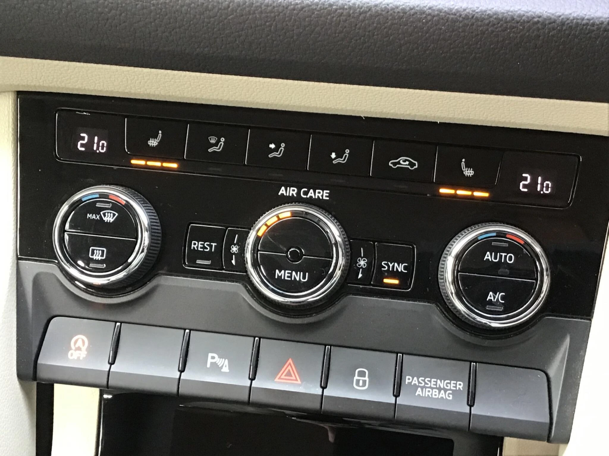 Vehicle image 41