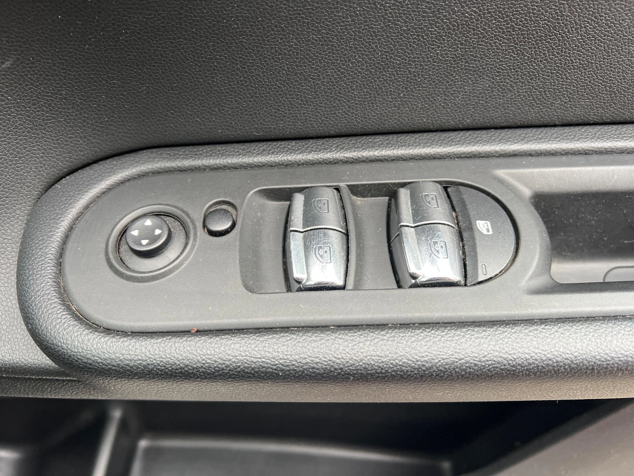 Vehicle image 52
