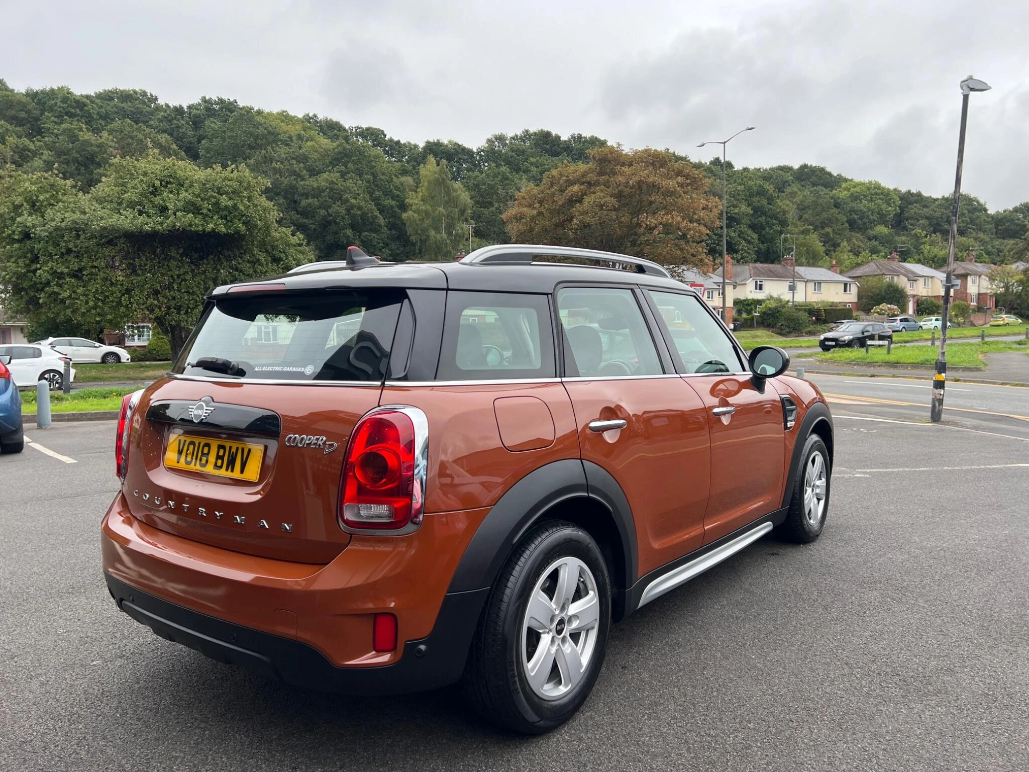 Vehicle image 13