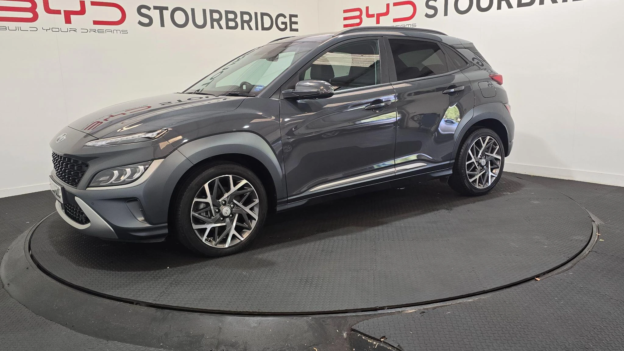 Vehicle image 9