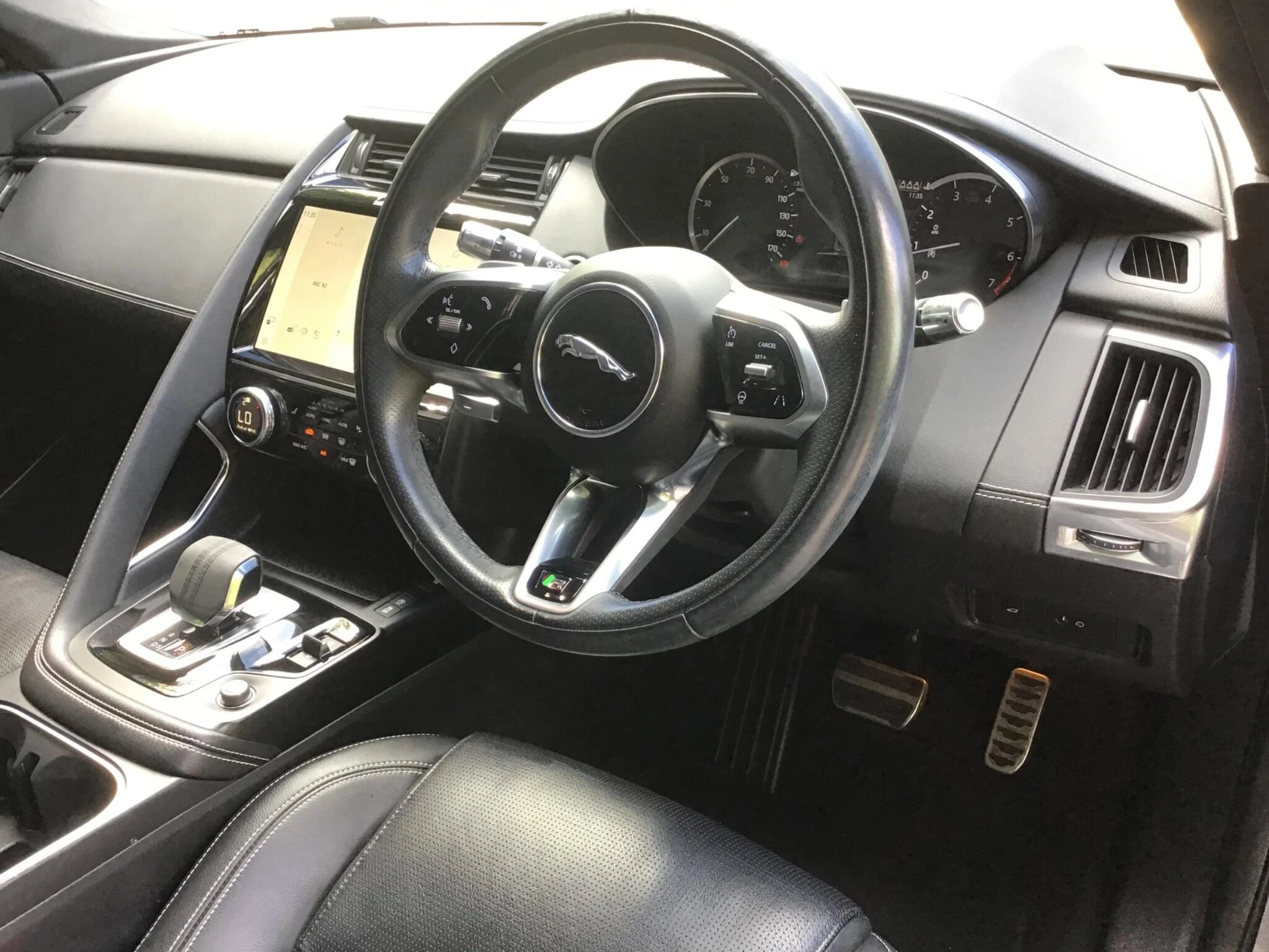 Vehicle image 39
