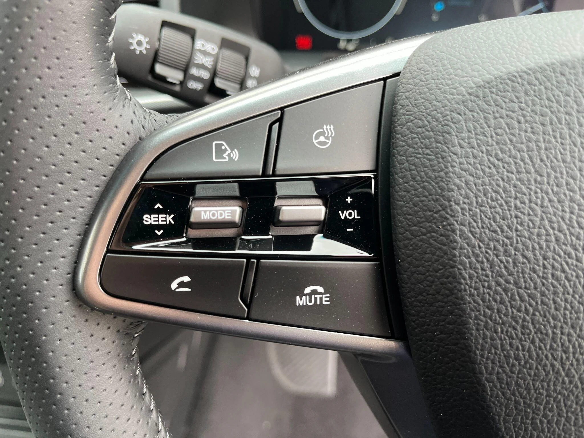 Vehicle image 27