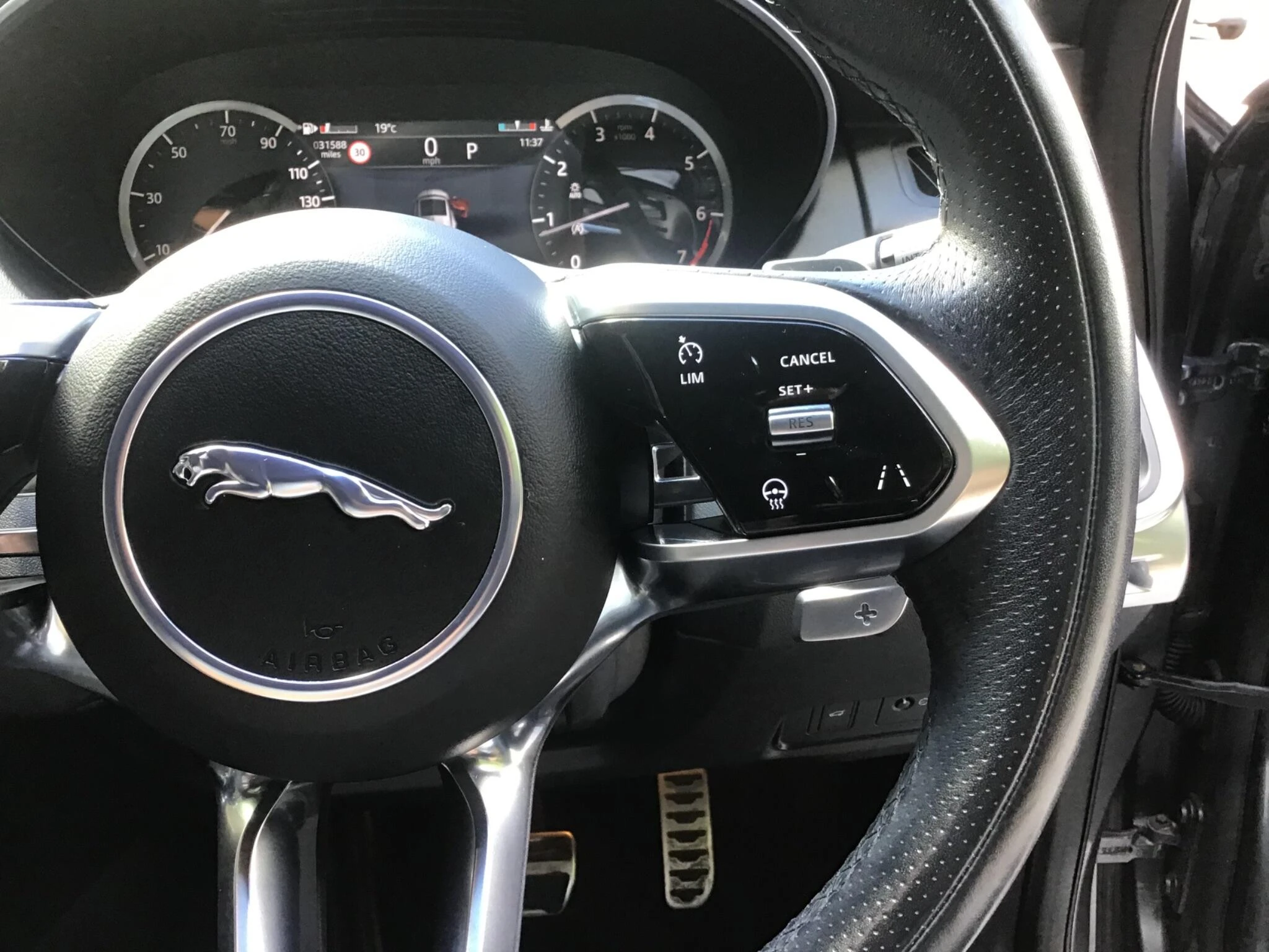 Vehicle image 45