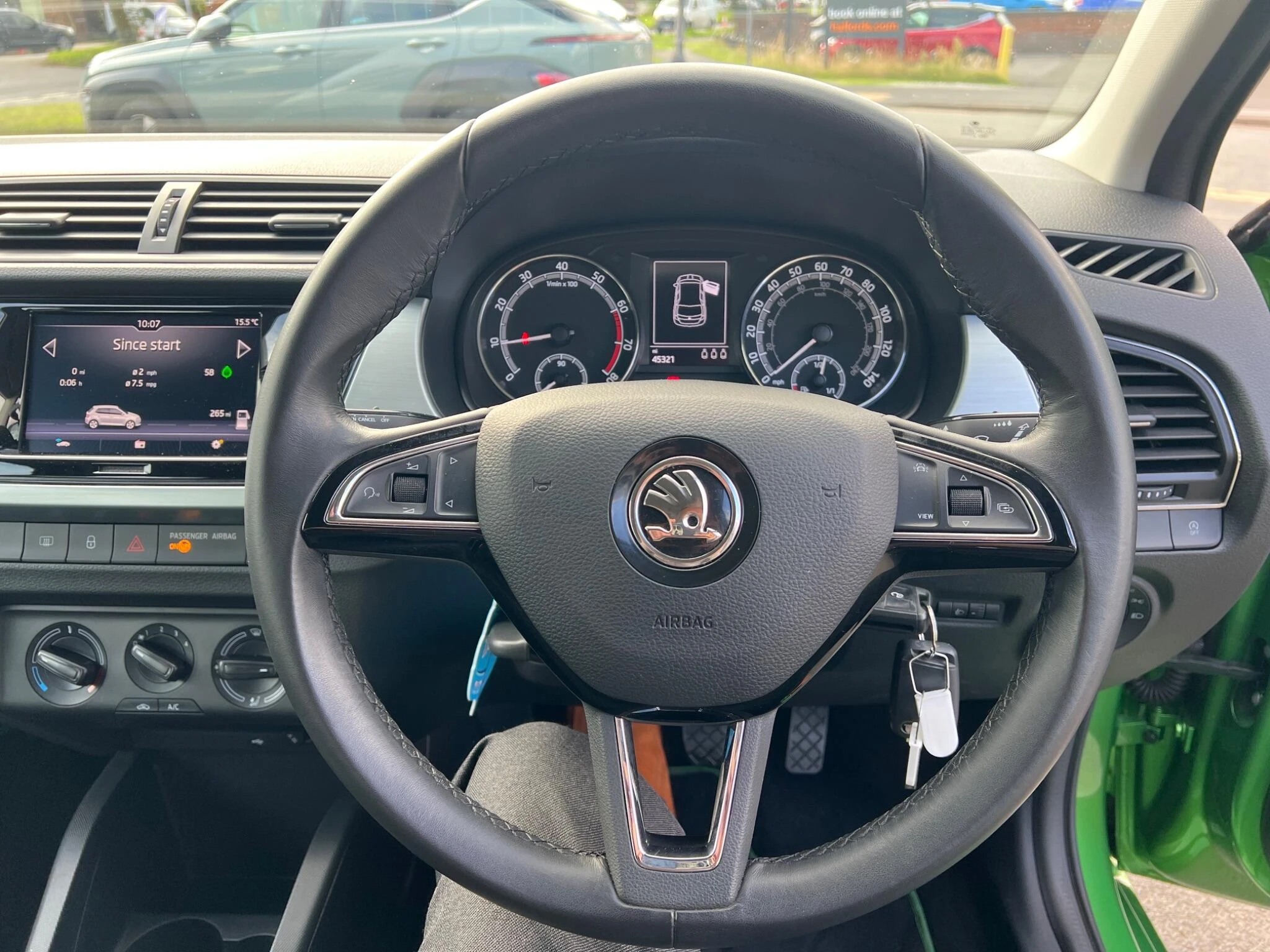 Vehicle image 41