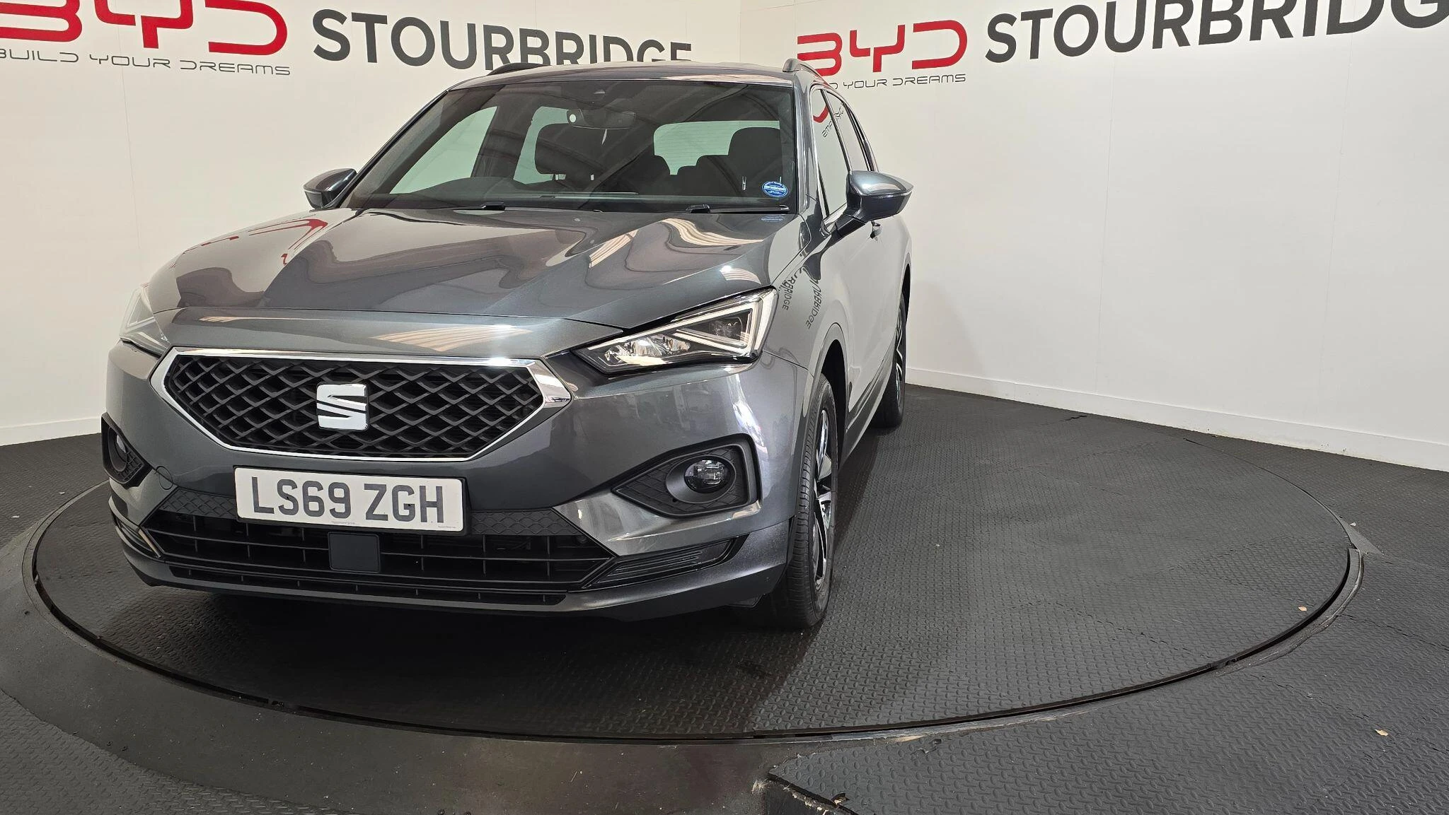 Vehicle image 38