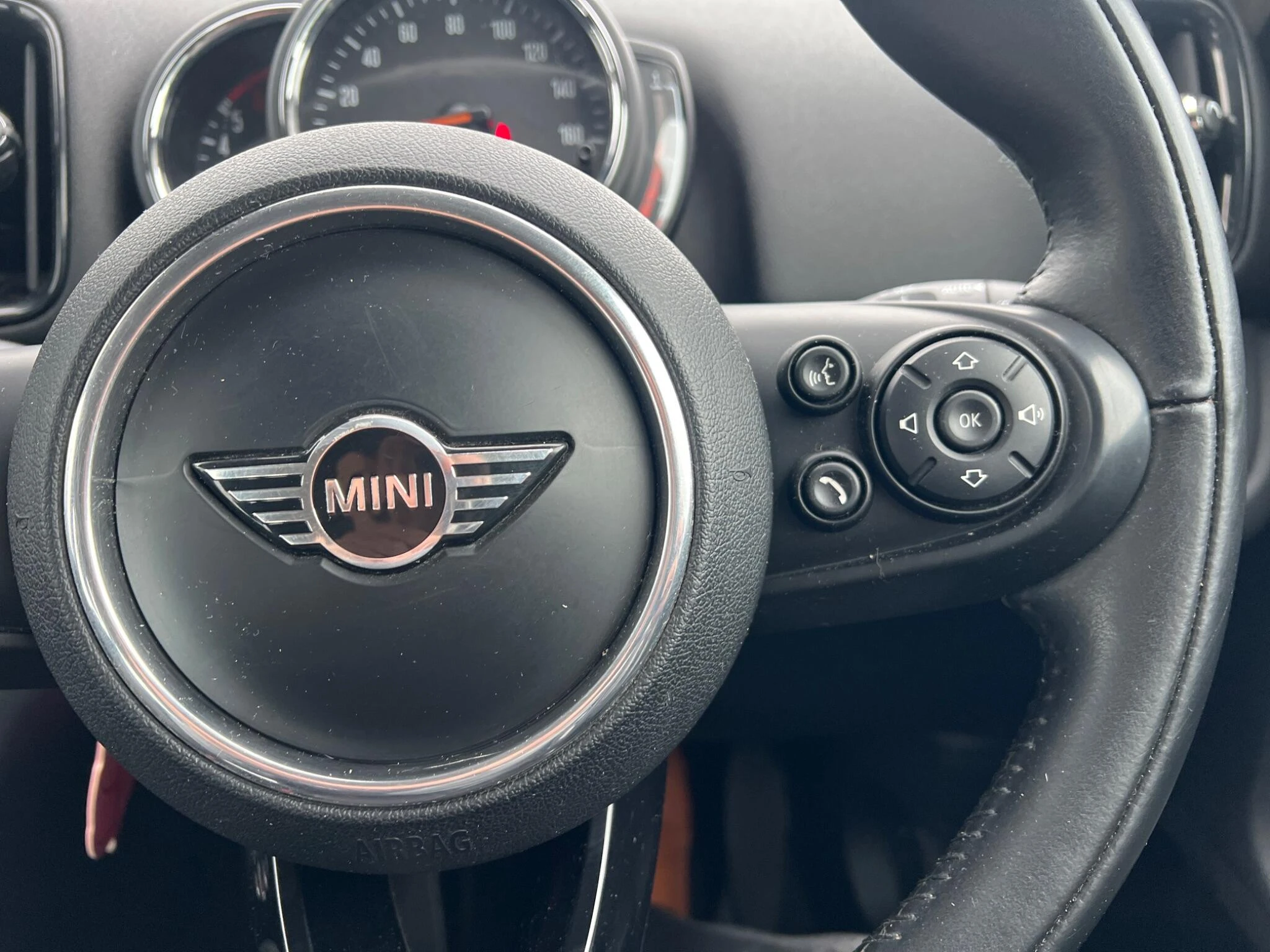 Vehicle image 41
