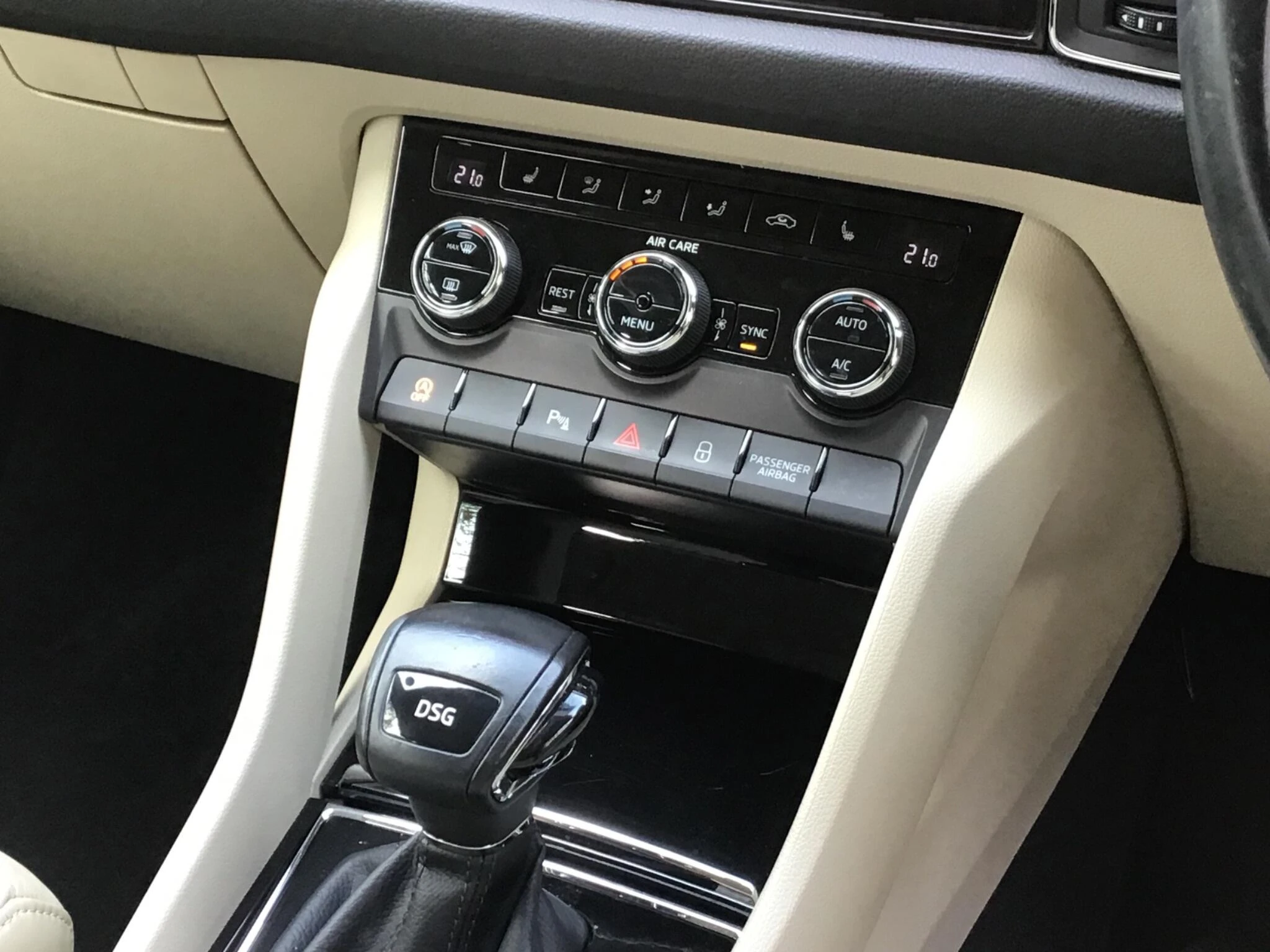 Vehicle image 39