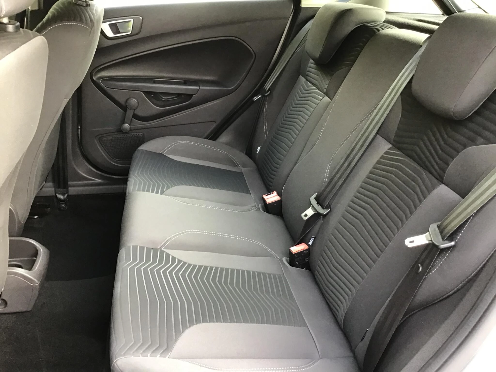Vehicle image 25